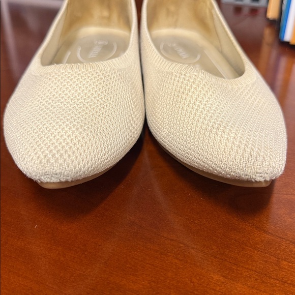 Vivaia Flat Pro Beige Size 9 (eu 40) - great for wide - Picture 5 of 5